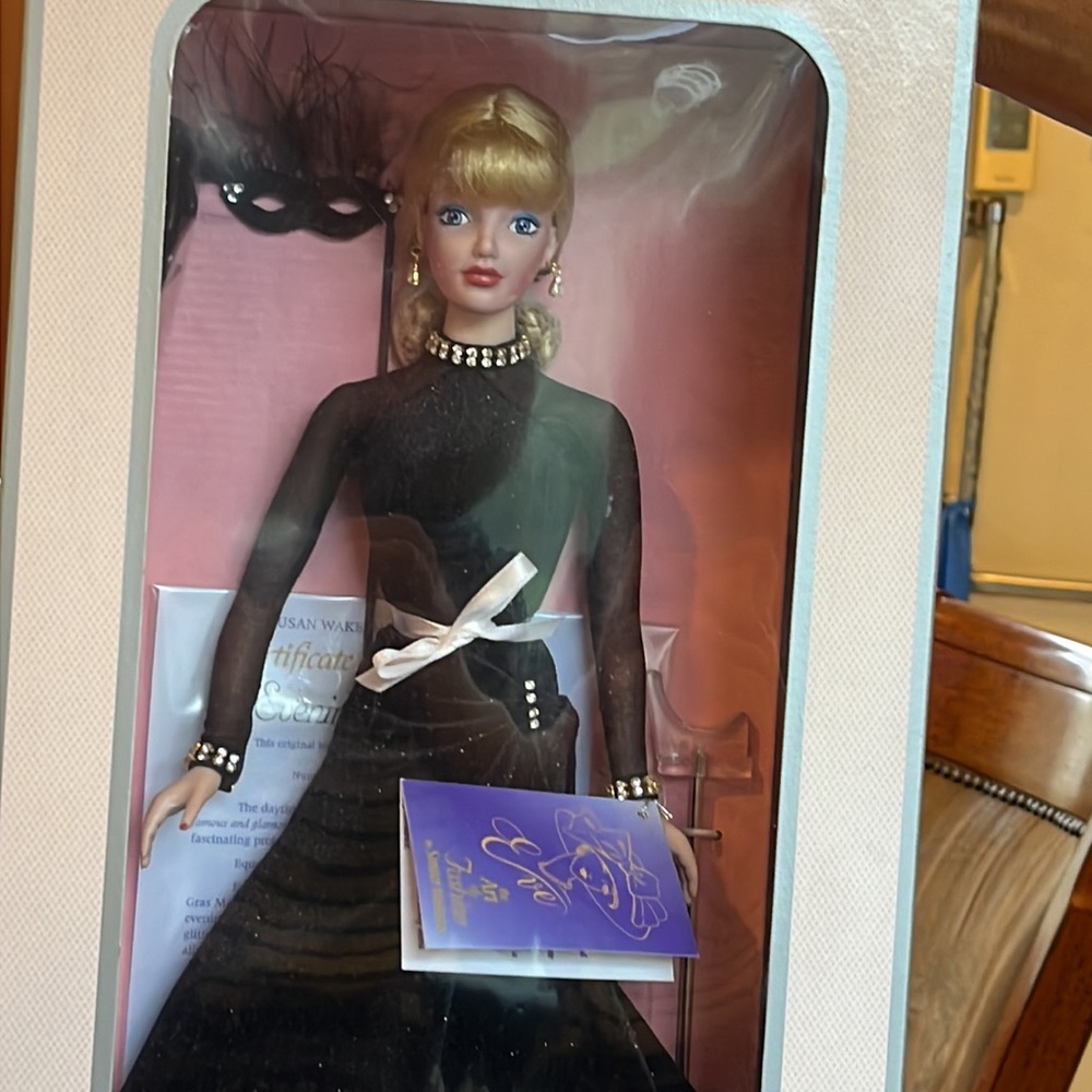 Susan Wakeen Doll Company- All About Eve - Picture 5 of 9